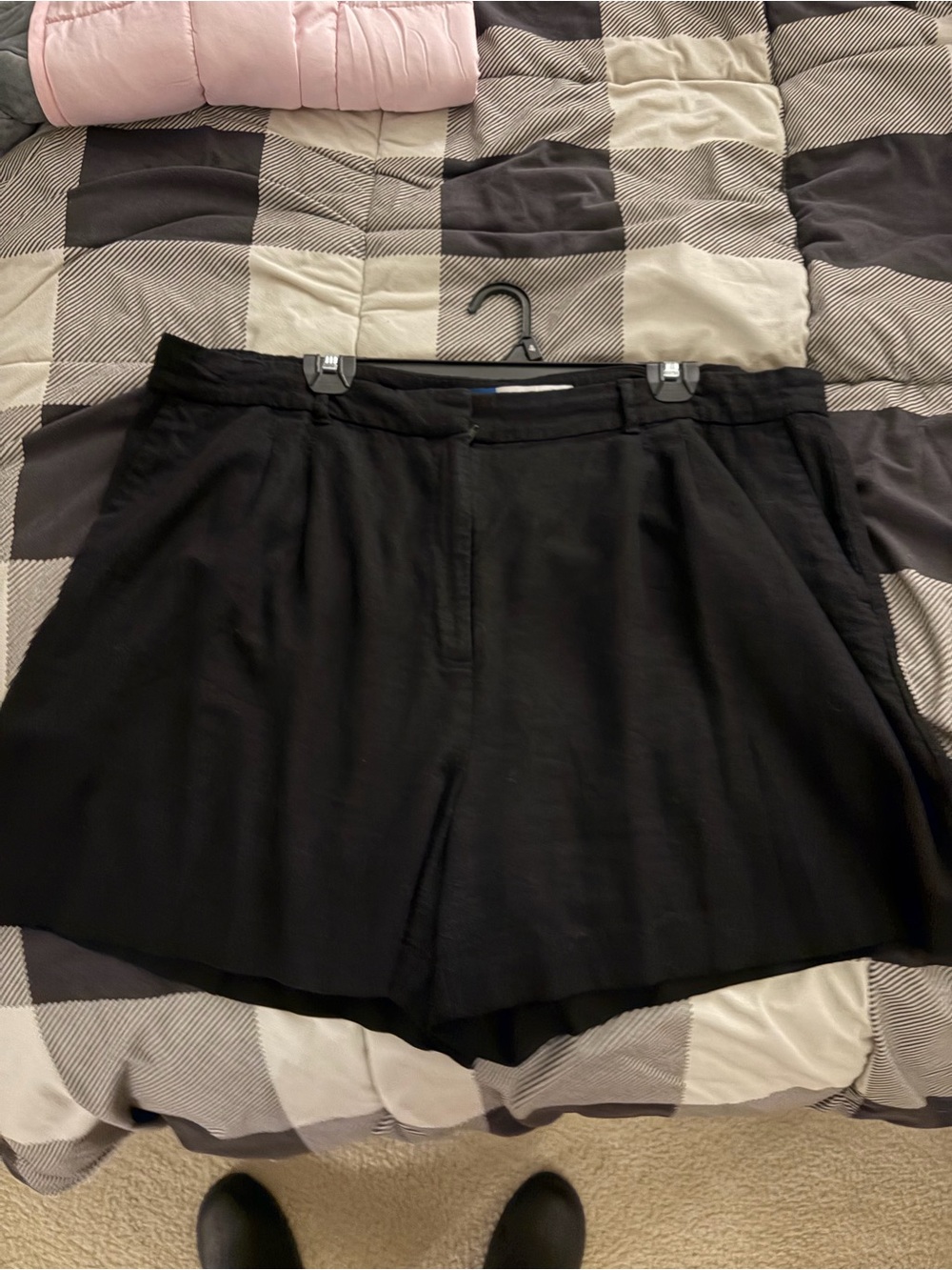 Old Navy Black Women's Tailored Shorts
